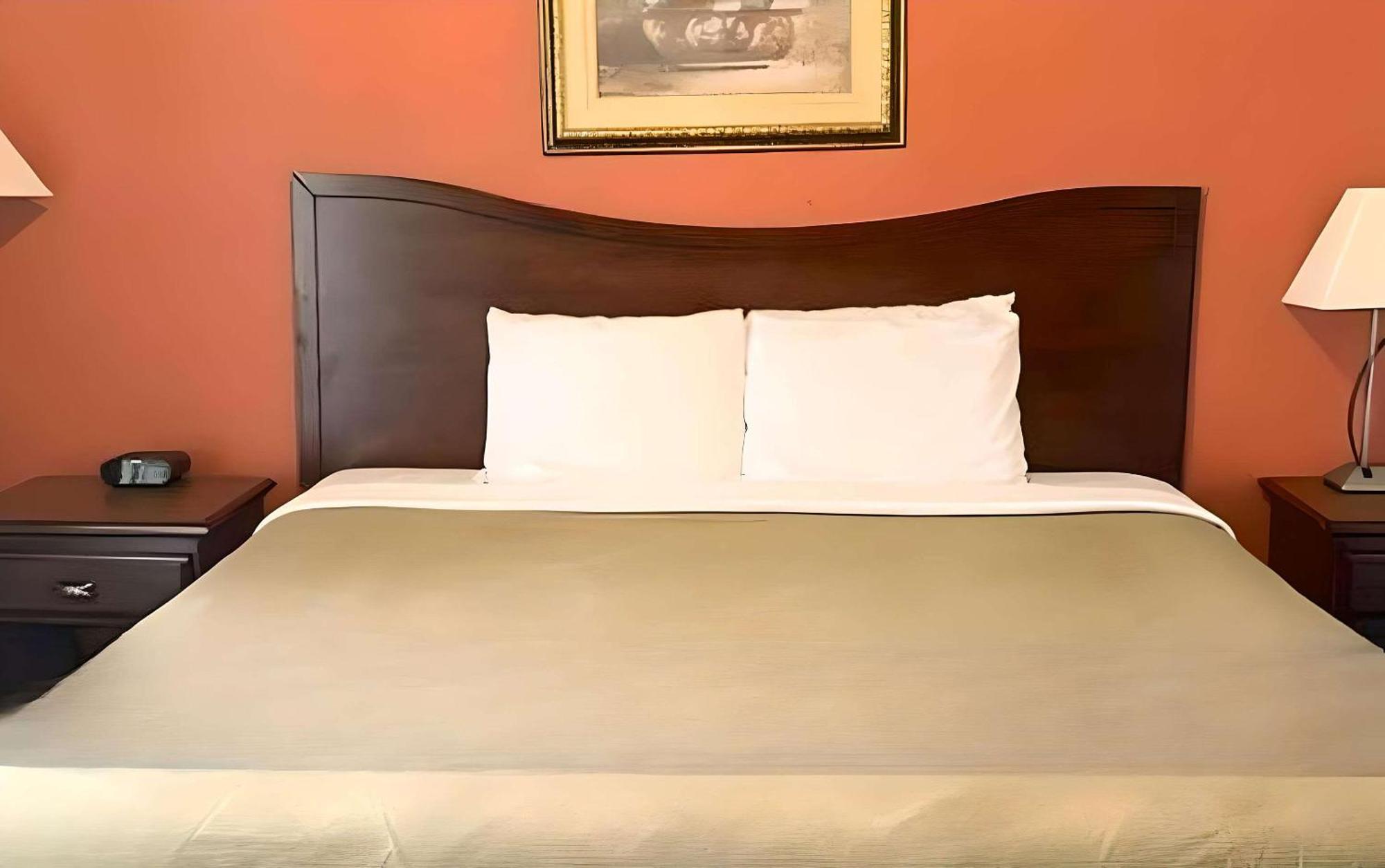 Rodeway Inn Манчестер Екстер'єр фото